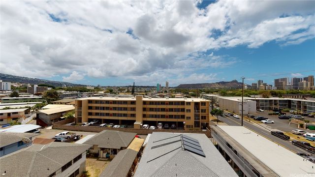 2542 Date Street 302, Honolulu, HI 96826