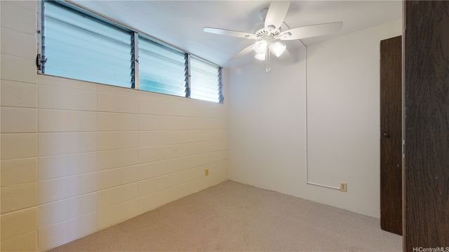 2542 Date Street 302, Honolulu, HI 96826