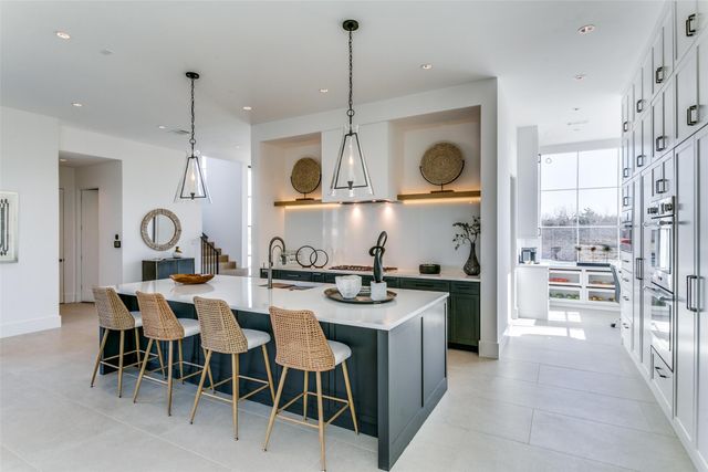 315 Regal Lane, Irving, TX 75039