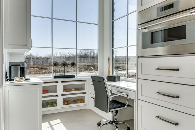 315 Regal Lane, Irving, TX 75039