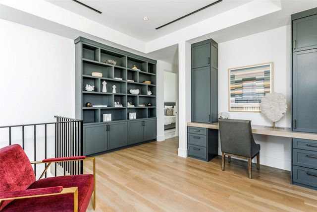 315 Regal Lane, Irving, TX 75039