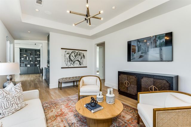 315 Regal Lane, Irving, TX 75039