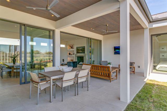 315 Regal Lane, Irving, TX 75039