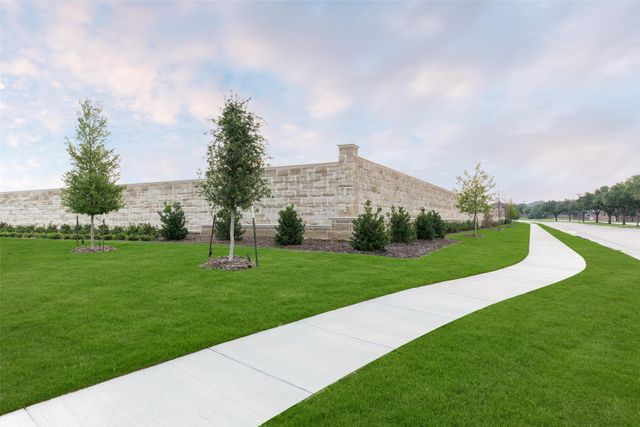 315 Regal Lane, Irving, TX 75039