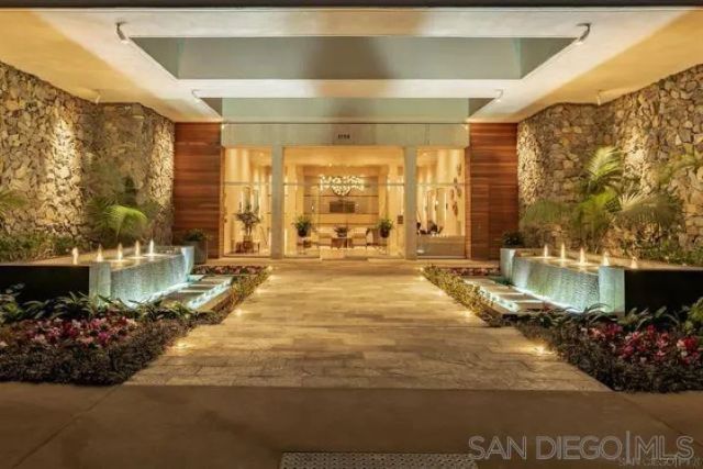 1720 Avenida Del Mundo 602, Coronado, CA 92118