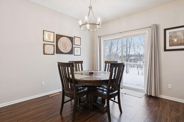 1670 Skywood Lane, Eagan, MN 55122