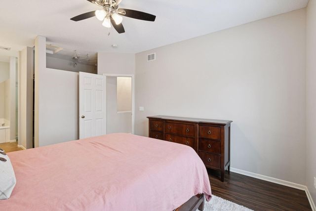 1670 Skywood Lane, Eagan, MN 55122