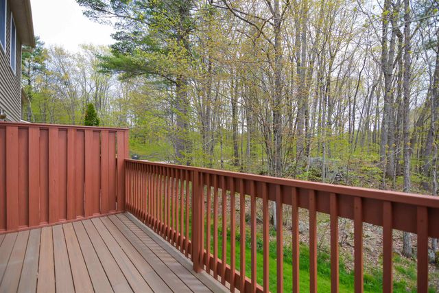 3 Wade Farm Road A, Newmarket, NH 03857