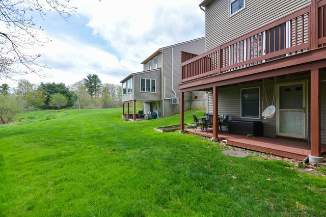 3 Wade Farm Road A, Newmarket, NH 03857