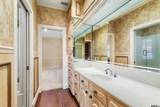 612 Rosemont Place II, Tyler, TX 75701