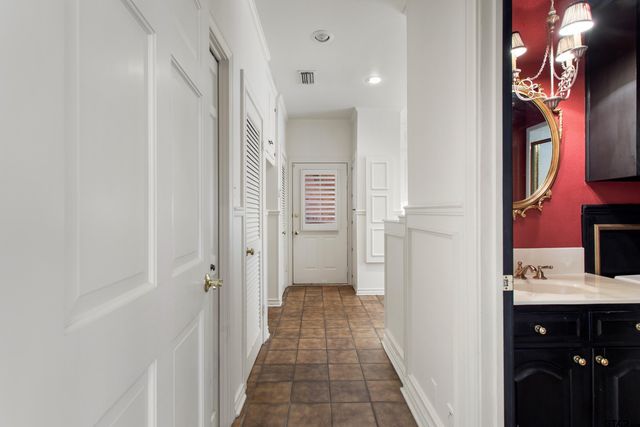 612 Rosemont Place II, Tyler, TX 75701