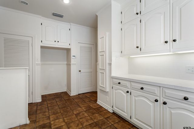 612 Rosemont Place II, Tyler, TX 75701