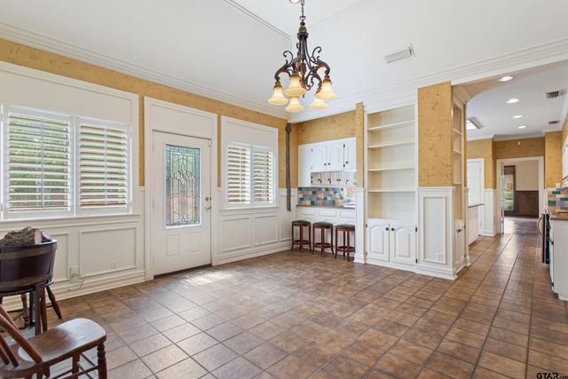 612 Rosemont Place II, Tyler, TX 75701