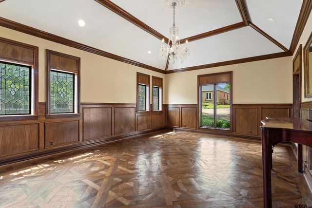 612 Rosemont Place II, Tyler, TX 75701