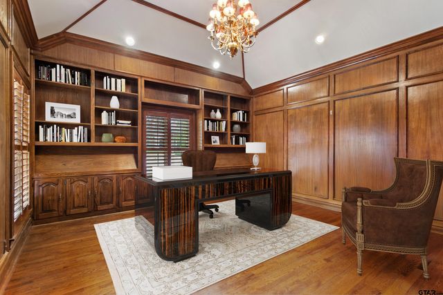 612 Rosemont Place II, Tyler, TX 75701