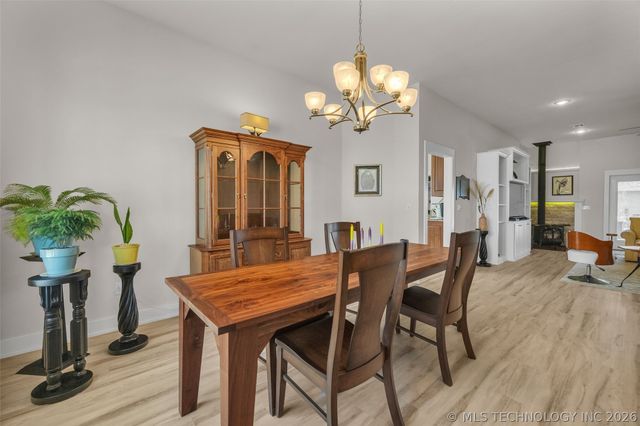 33389 S Coves Drive, Afton, OK 74331