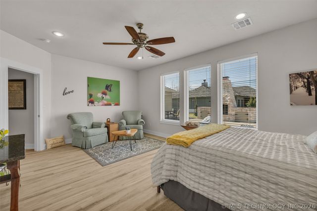 33389 S Coves Drive, Afton, OK 74331