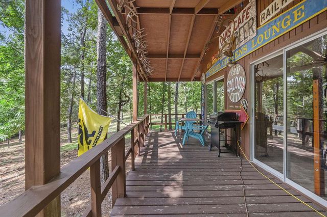 794 County Road 3345, Colmesneil, TX 75938