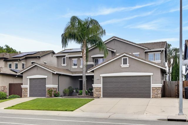 2695 3rd St, Lincoln, CA 95648
