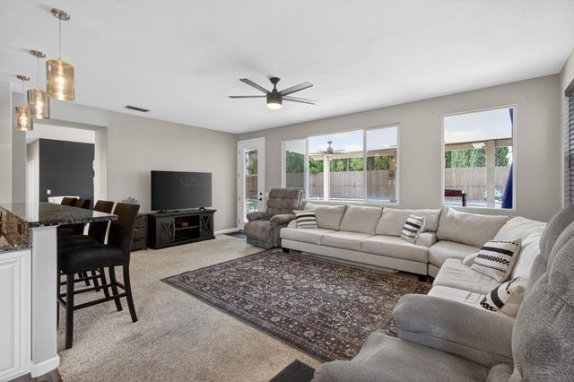 2695 3rd St, Lincoln, CA 95648
