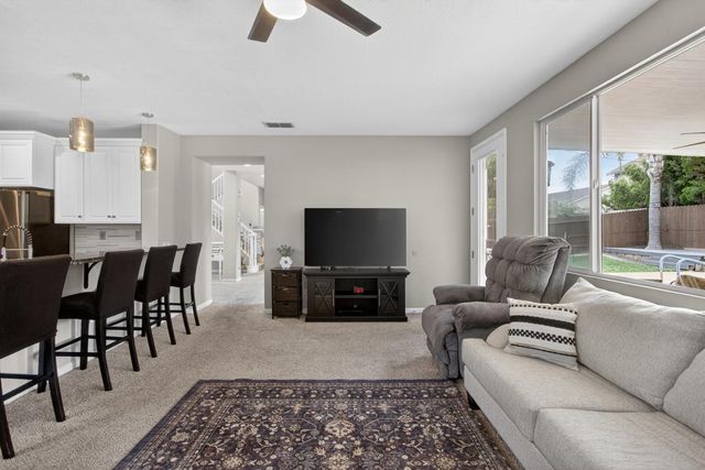 2695 3rd St, Lincoln, CA 95648