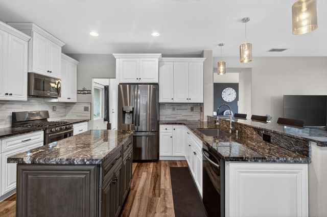 2695 3rd St, Lincoln, CA 95648