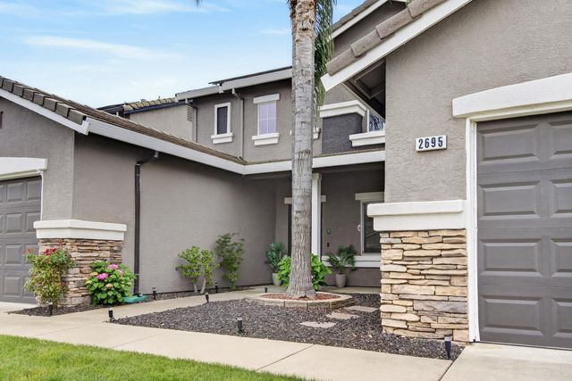2695 3rd St, Lincoln, CA 95648