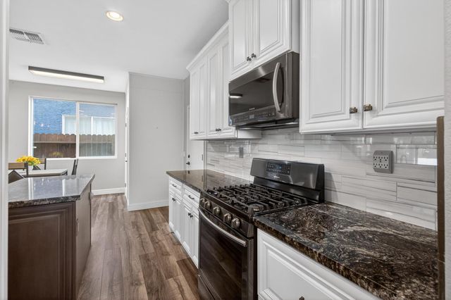 2695 3rd St, Lincoln, CA 95648