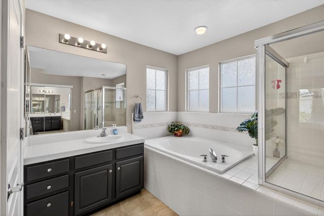 2695 3rd St, Lincoln, CA 95648