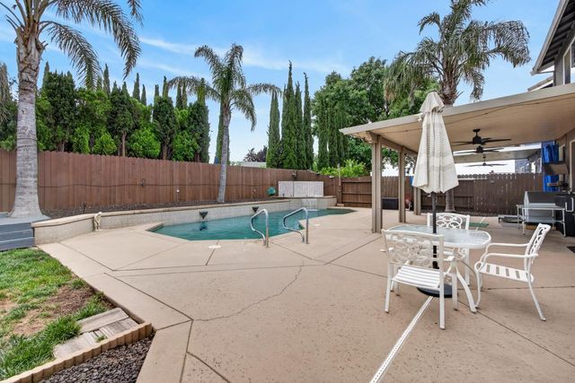 2695 3rd St, Lincoln, CA 95648