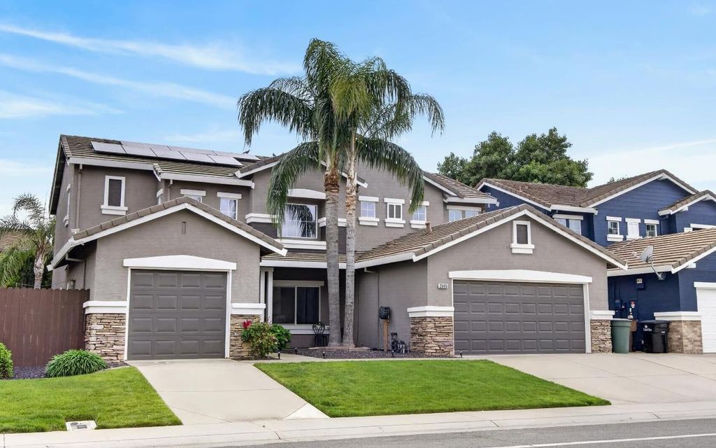 2695 3rd St, Lincoln, CA 95648