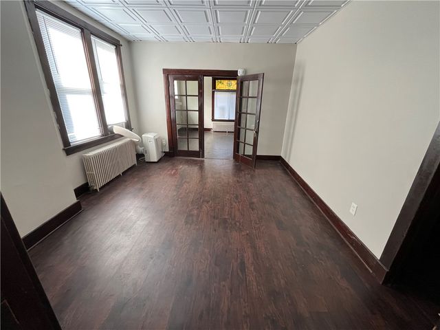 227 Maytide Street, Carrick, PA 15227