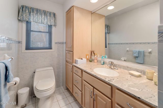 751 Carlton Road, Clifton Park, NY 12065