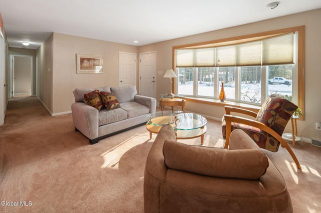 751 Carlton Road, Clifton Park, NY 12065