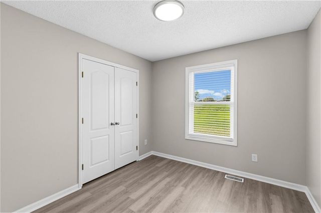 9112 N Camden Avenue, Kansas City, MO 64154