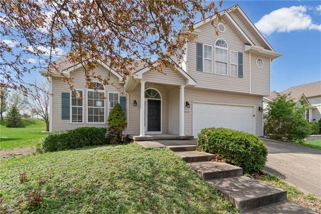 9112 N Camden Avenue, Kansas City, MO 64154