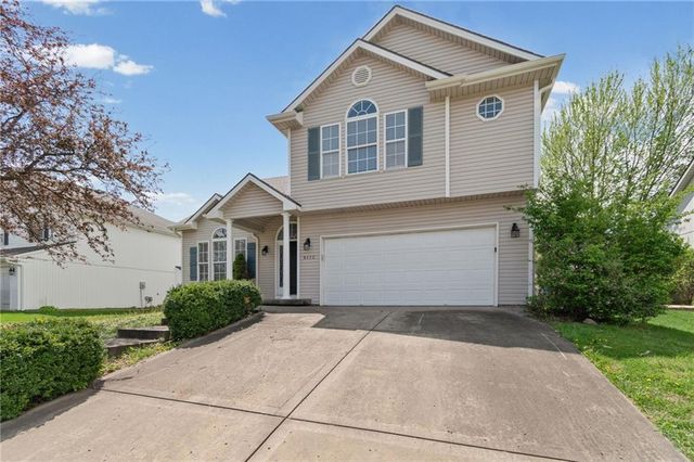 9112 N Camden Avenue, Kansas City, MO 64154