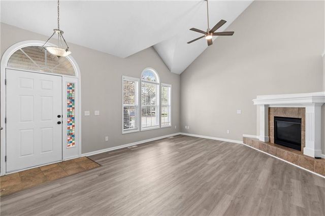 9112 N Camden Avenue, Kansas City, MO 64154