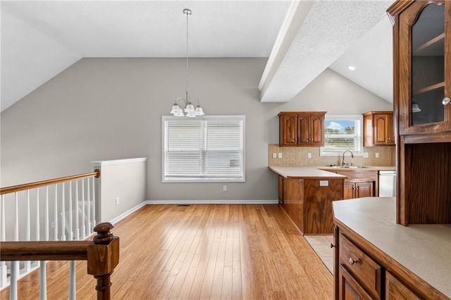 9112 N Camden Avenue, Kansas City, MO 64154