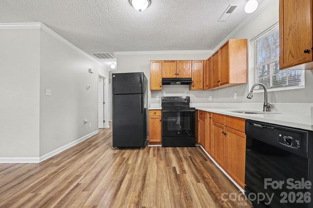 10409 Landon Street, Charlotte, NC 28215