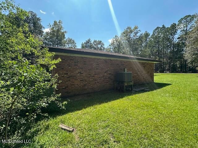 135 Sam Mitchell Road, Picayune, MS 39466
