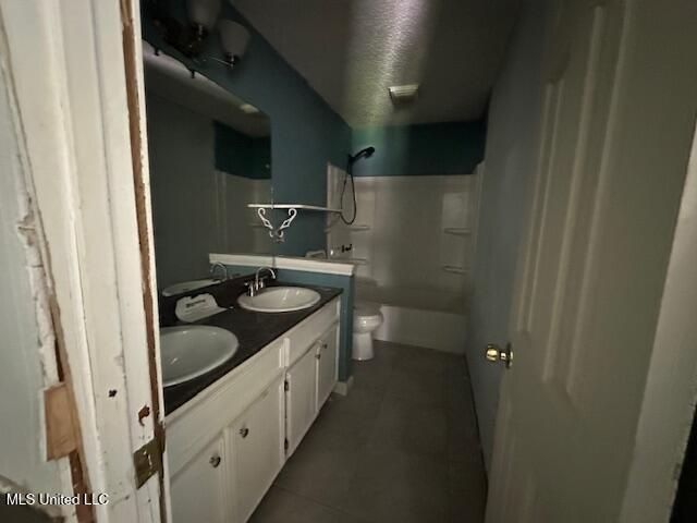 135 Sam Mitchell Road, Picayune, MS 39466
