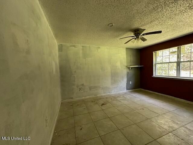 135 Sam Mitchell Road, Picayune, MS 39466