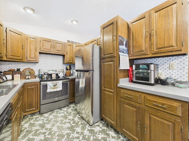 4975 Jacobs Ladder Rd Road SW, Lancaster, OH 43130