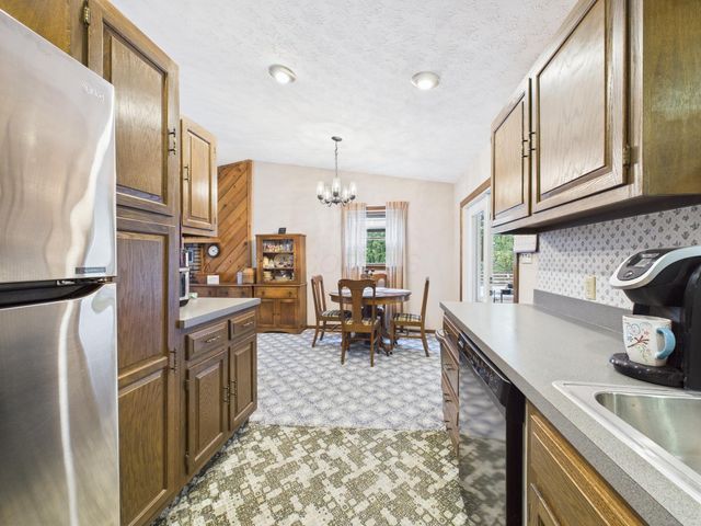 4975 Jacobs Ladder Rd Road SW, Lancaster, OH 43130