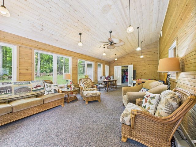 4975 Jacobs Ladder Rd Road SW, Lancaster, OH 43130