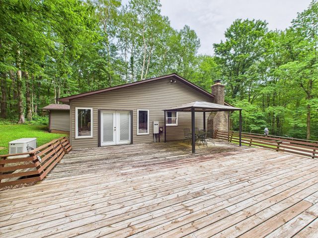 4975 Jacobs Ladder Rd Road SW, Lancaster, OH 43130