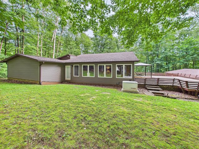 4975 Jacobs Ladder Rd Road SW, Lancaster, OH 43130