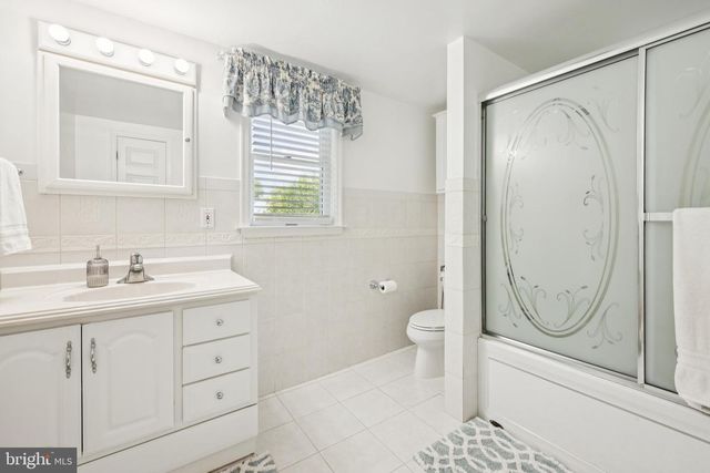215 FILMORE ST, Riverside, NJ 08075