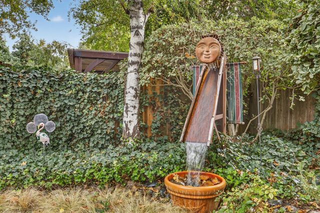 2206 Fort Point Dr, Gold River, CA 95670